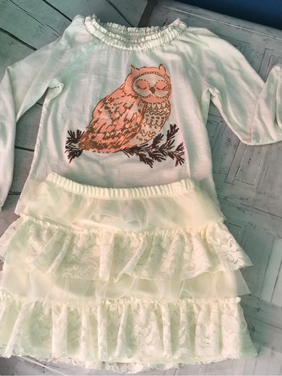 Cherokee Other - Cherokee Cream Girls Ruffle Top with Pink Logo